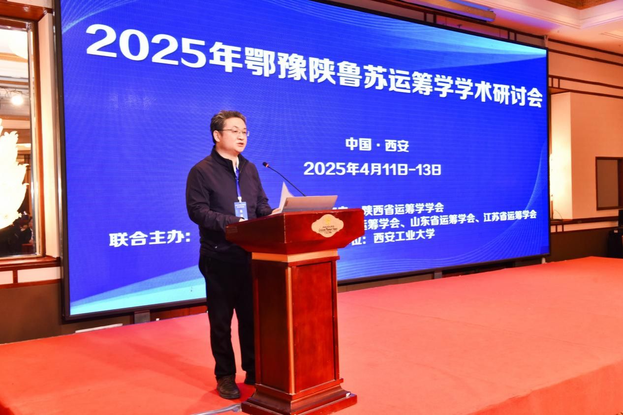 说明: 陈健副校长致辞